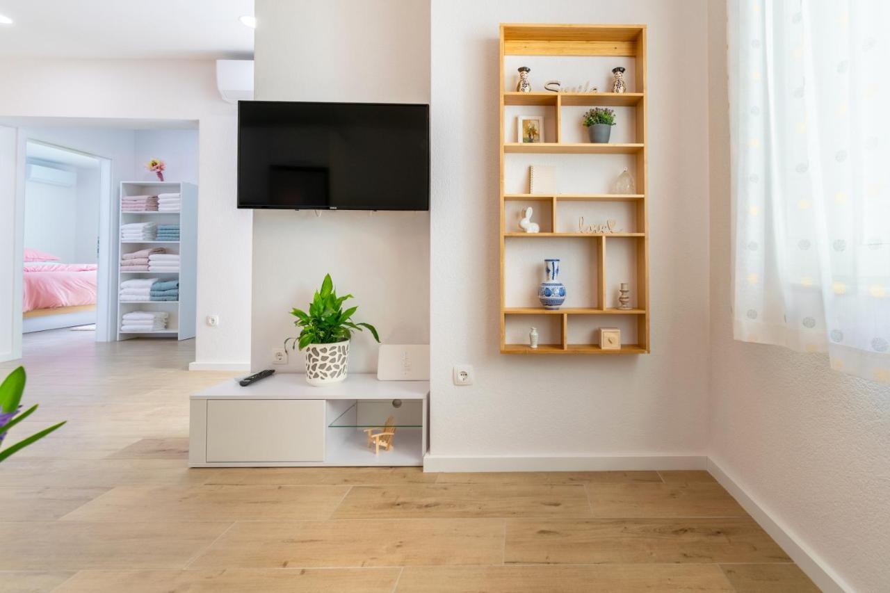 City Apartment 4 & 6 Makarska Bagian luar foto