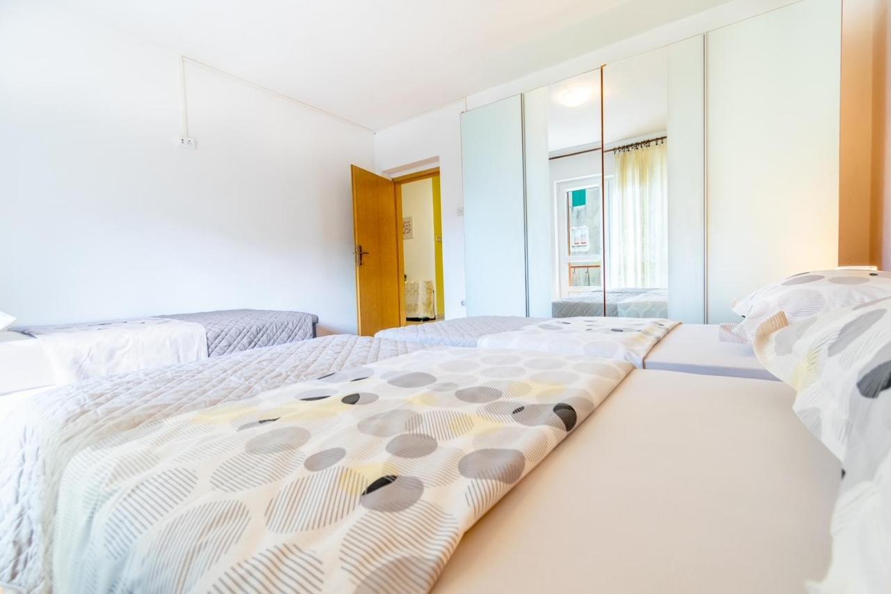 City Apartment 4 & 6 Makarska Bagian luar foto