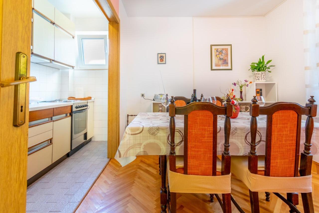 City Apartment 4 & 6 Makarska Bagian luar foto